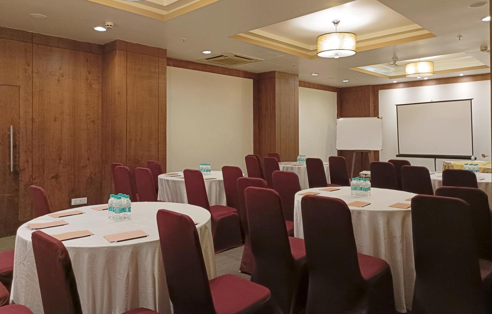 Vesta International Otel Jaipur Dış mekan fotoğraf