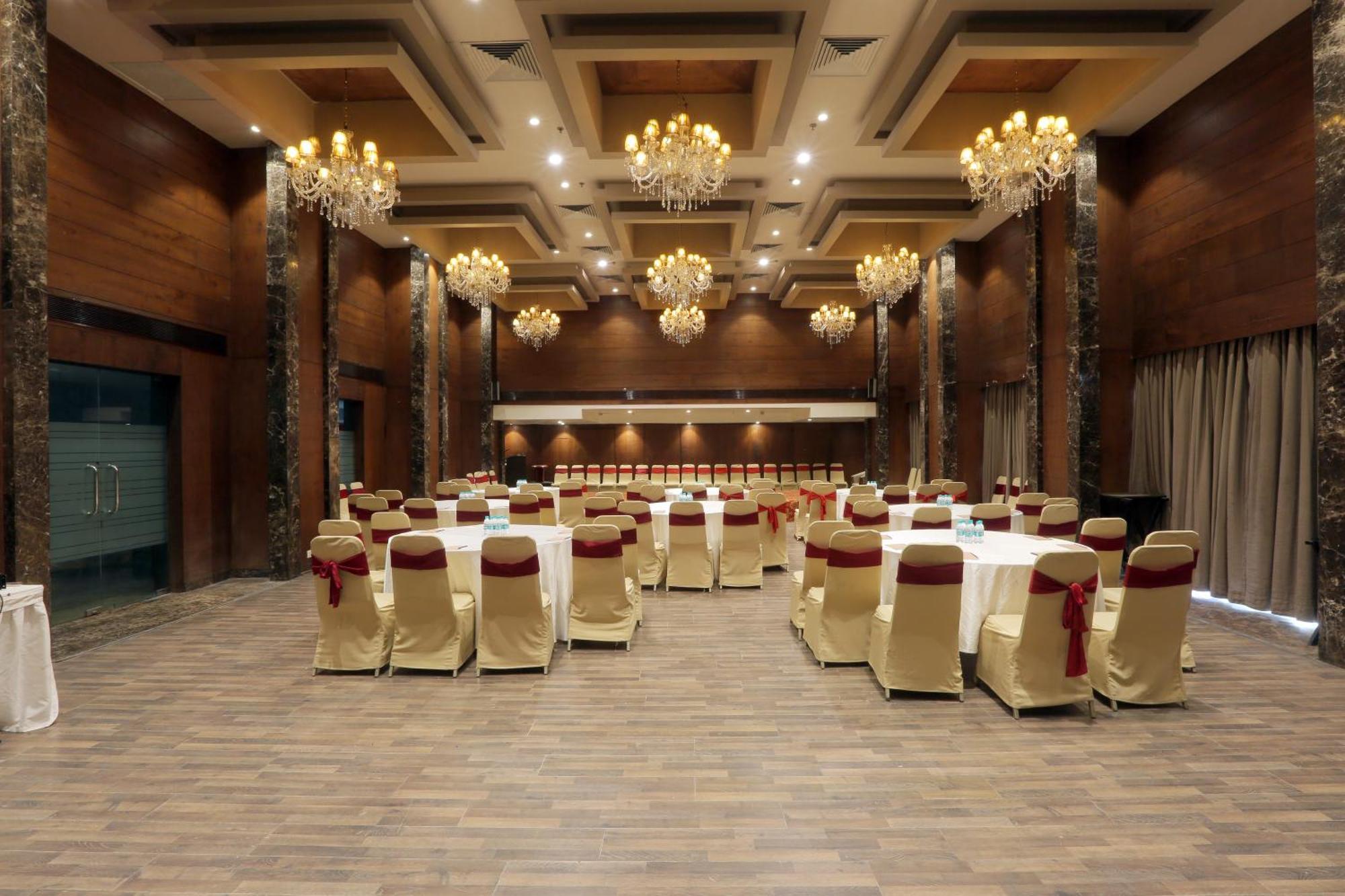 Vesta International Otel Jaipur Dış mekan fotoğraf